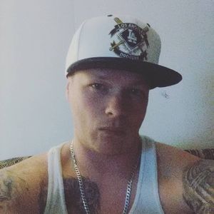 Meet your Posher, Adam